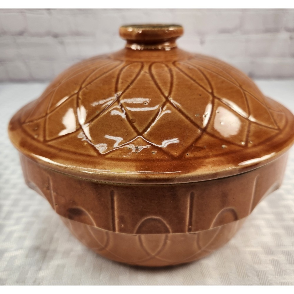 Vintage Watt Pottery Stoneware Lidded Casserole Bowl Brown
